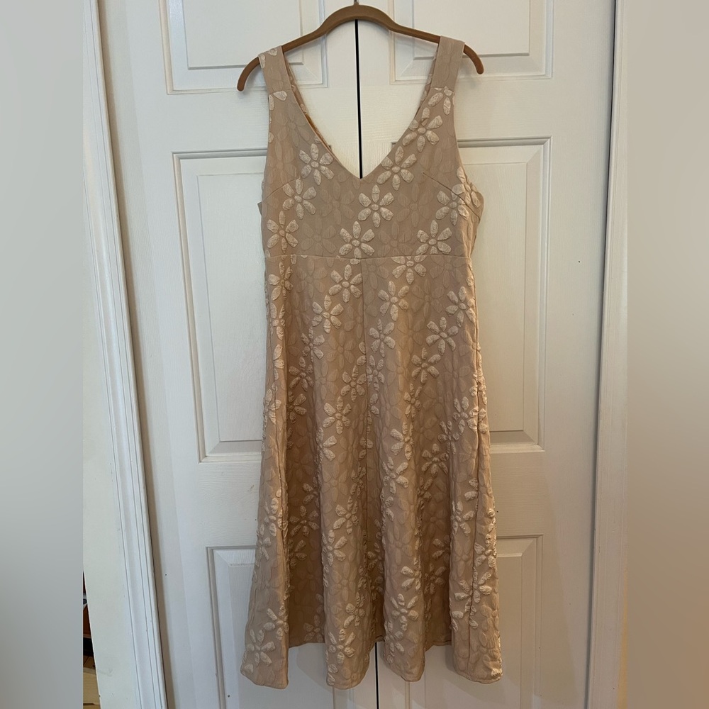 Tan Floral Midi Dress by SHEIN NWOT Size L
